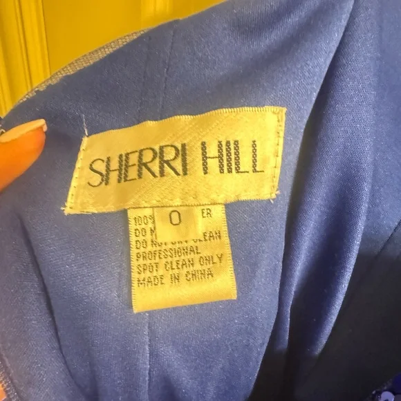NWOT Sherri Hill Dress - Picture 4 of 5